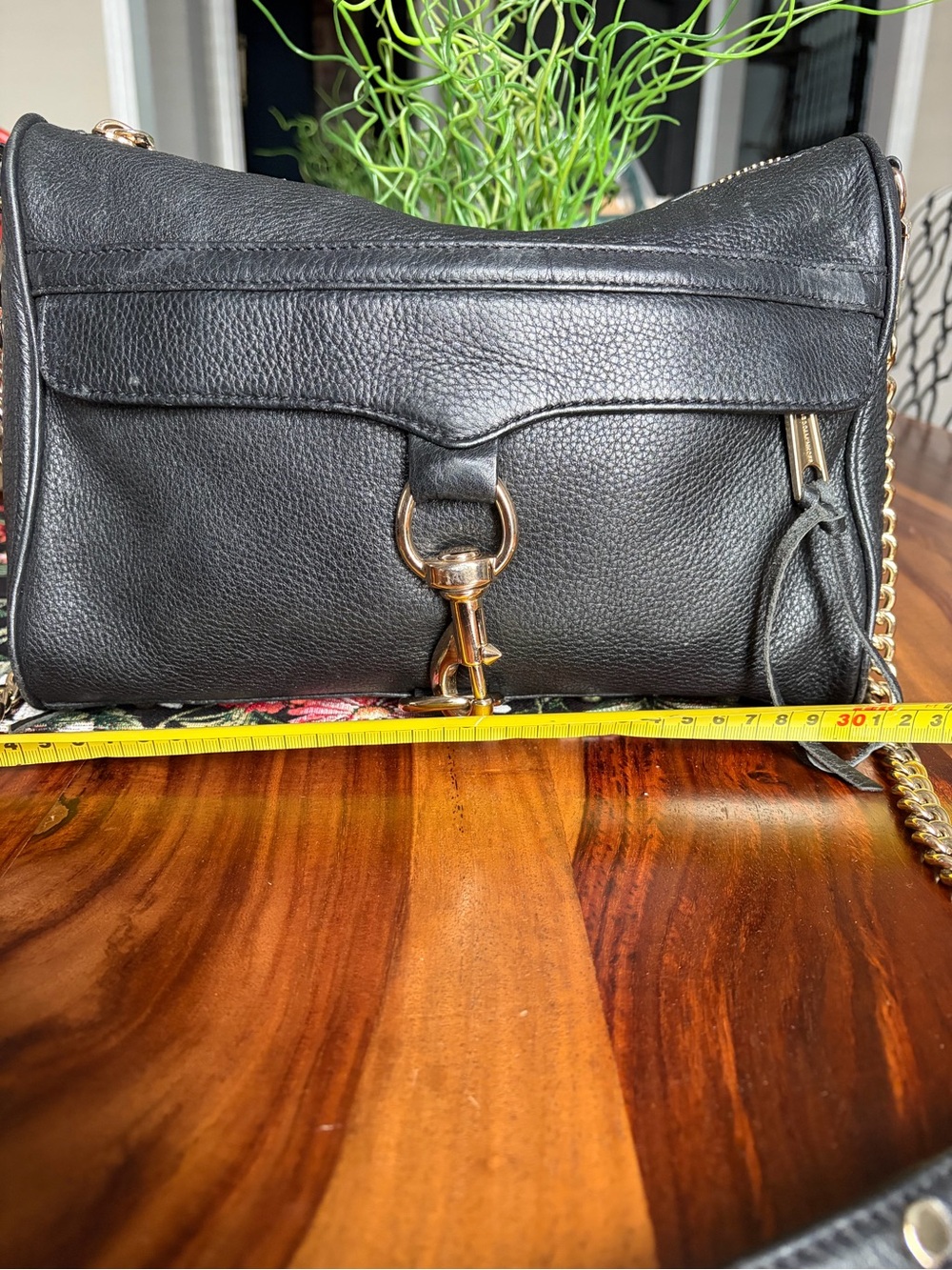 Rebecca Minkoff Black Leather Crossbody with Gold Hardware 🇺🇸
